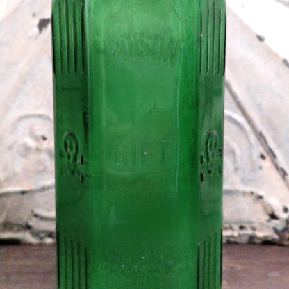 Grand flacon ancien de poison, tête de mort – 100cl