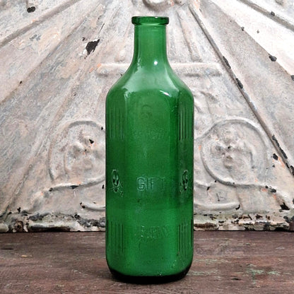 Grand flacon ancien de poison, tête de mort - 50cl