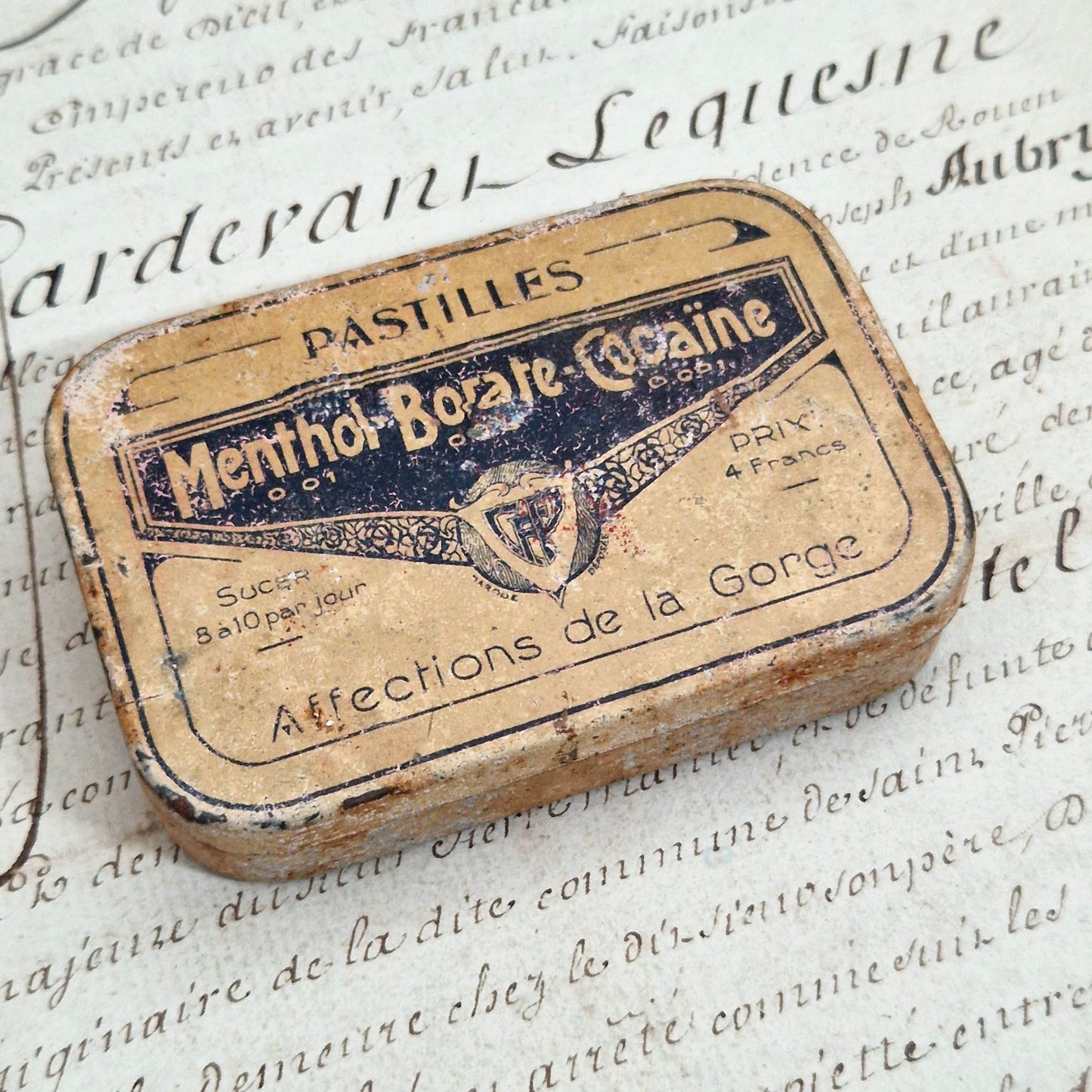 Boîte de Pastilles « Menthol - Borate - Cocaïne »