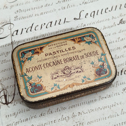 Ancienne boîte « Pastilles Aconit - Cocaïne - Borate de Soude »
