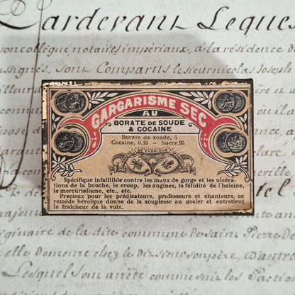 Rare boîte « Gargarisme Sec au Borate de Soude & Cocaïne »