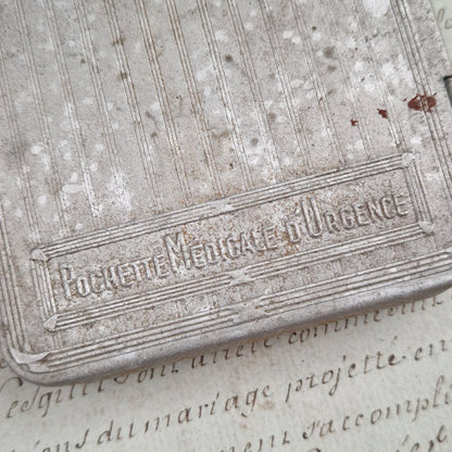 Ancienne trousse médicale d’urgence - WW1