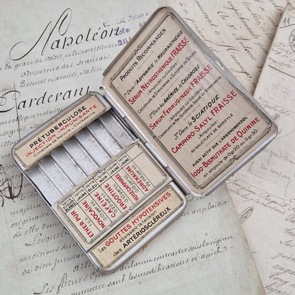 Ancienne trousse médicale d’urgence - WW1