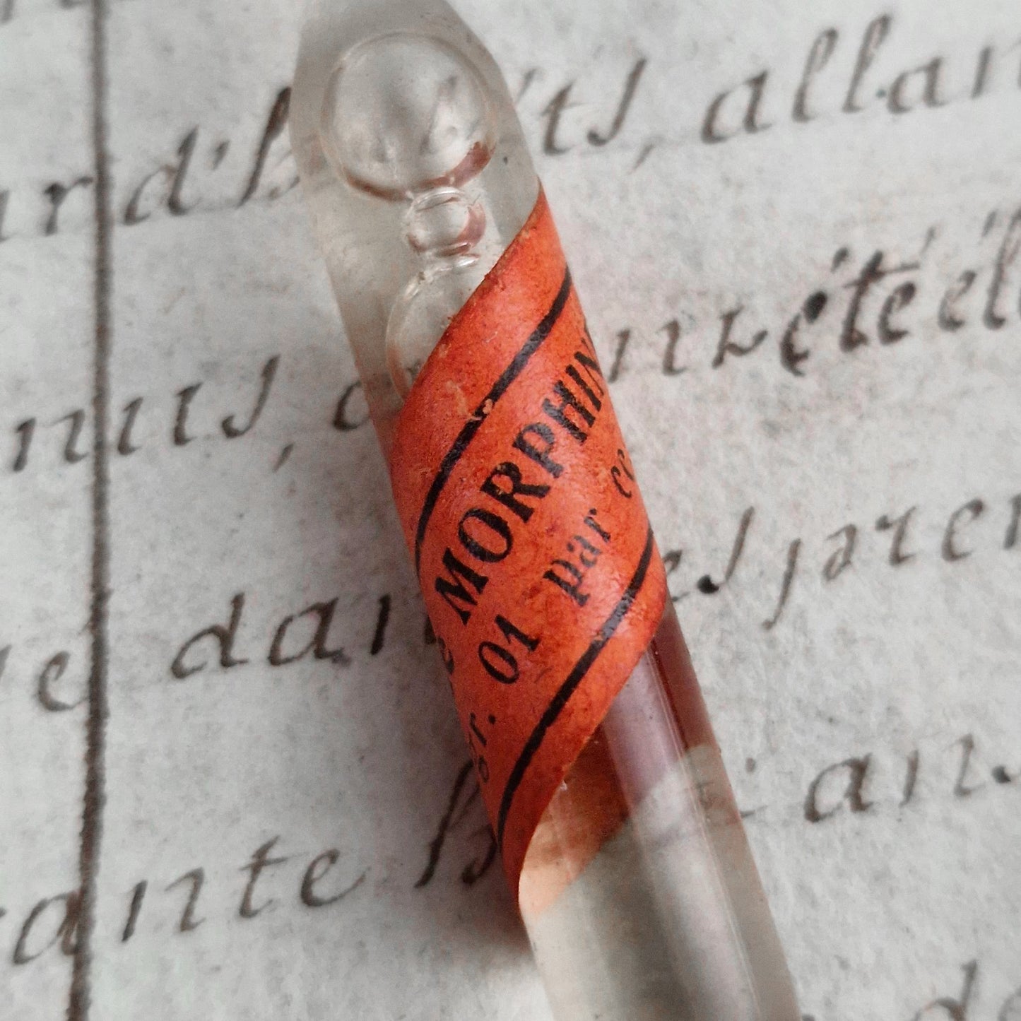 Ancienne ampoule de morphine - Début XXe
