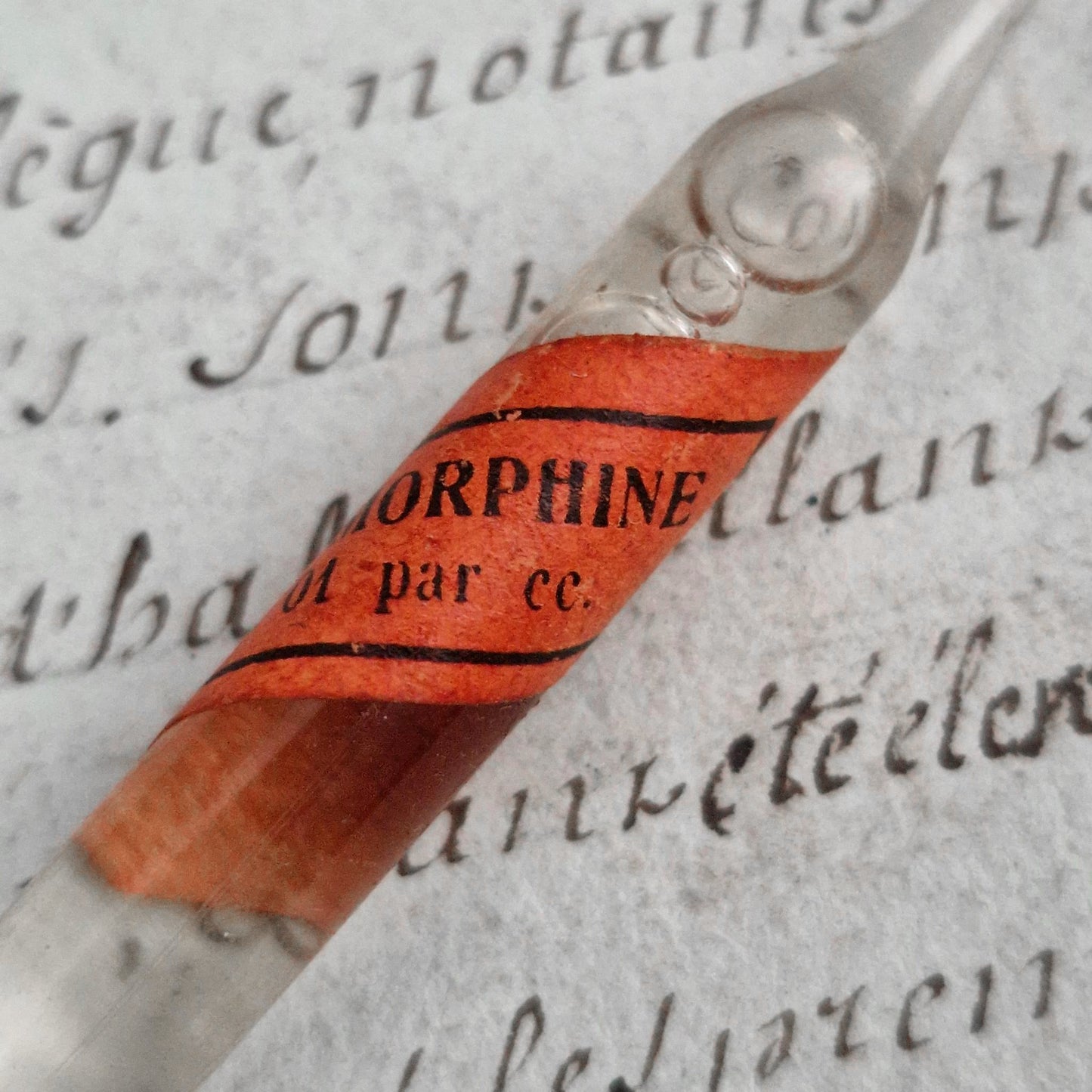 Ancienne ampoule de morphine - Début XXe