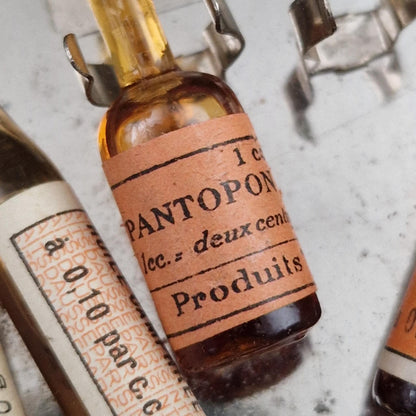 Trousse médicale d’urgence - Ampoules Dausse, Paris