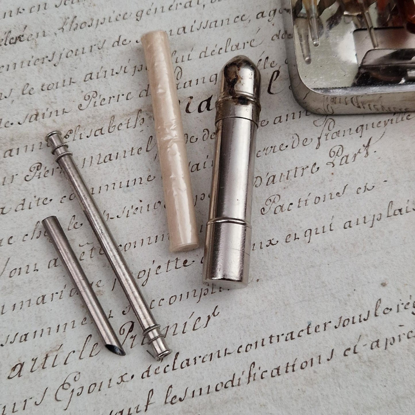 Trousse médicale d’urgence - Ampoules Dausse, Paris