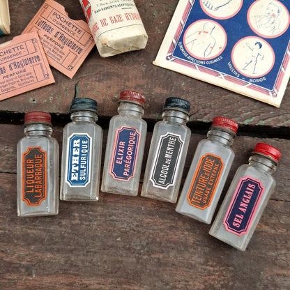 Ancienne trousse de secours des Grandes Pharmacies