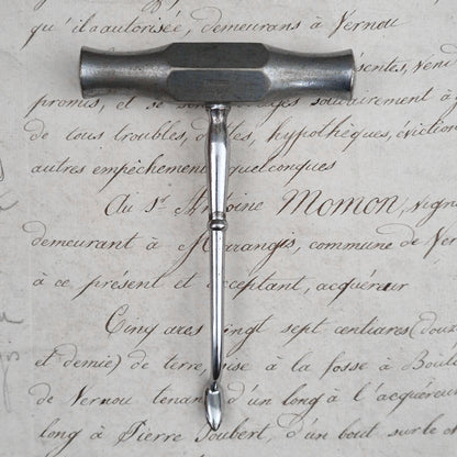 Ancien instrument dentaire / crochet chrirurgical
