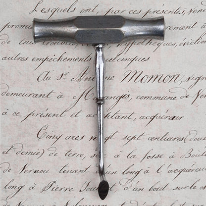 Ancien instrument dentaire / crochet chrirurgical