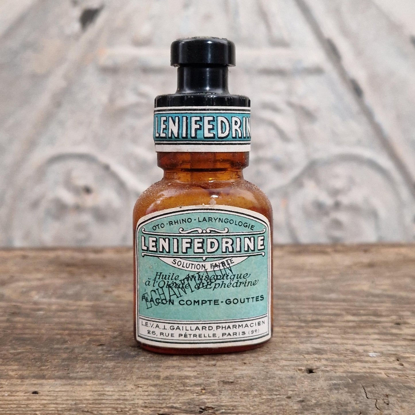 Ancien flacon pharmaceutique « Lenifedrine »