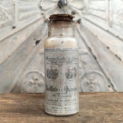 Ancien flacon de pharmacie « Sulfate de Quinine »
