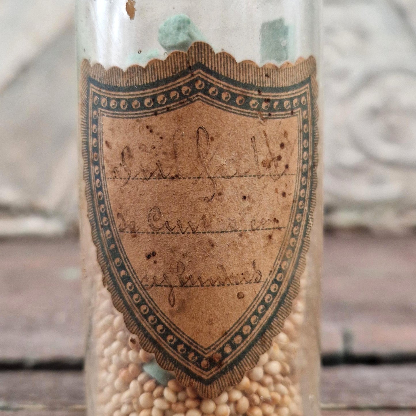 Ancien flacon homéopathique - Globules et tubes