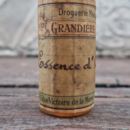 Ancien flacon de droguerie médicinale « Essence d’Aspic »