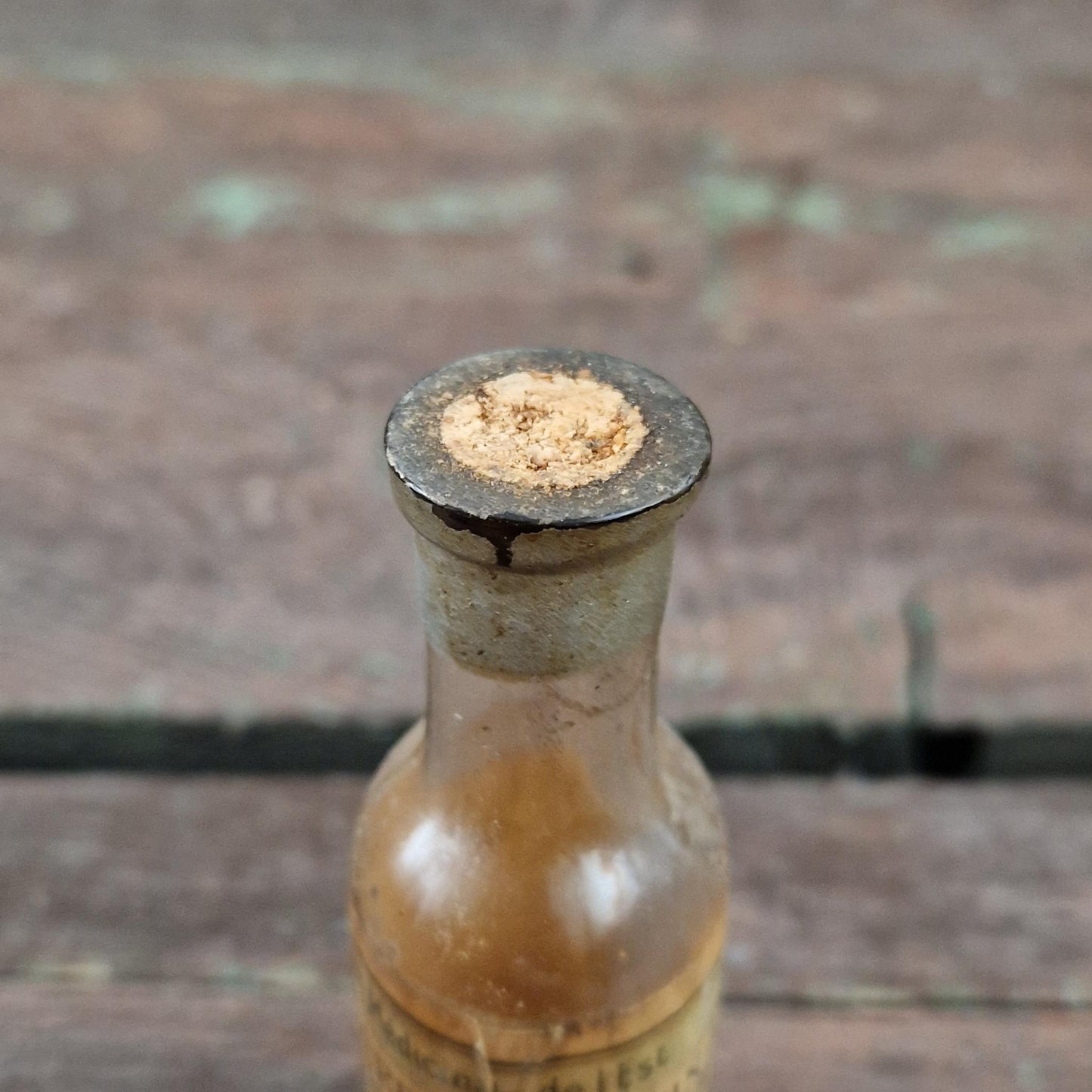 Ancien flacon de droguerie médicinale « Essence d’Aspic »