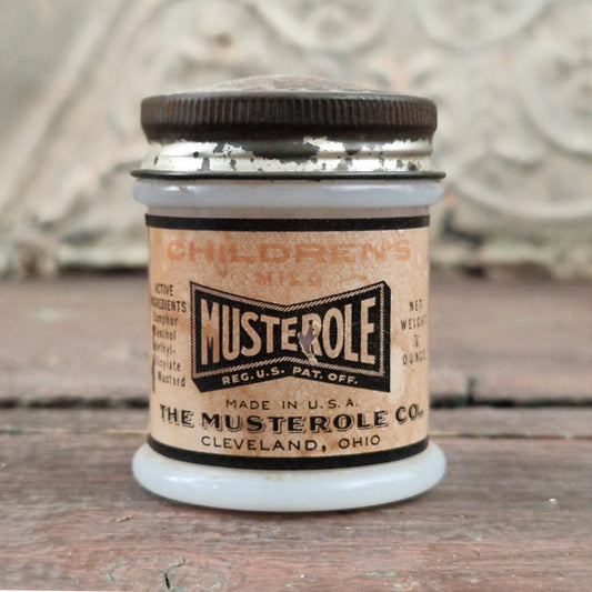 Ancien pot de pharmacie américain « Musterole »