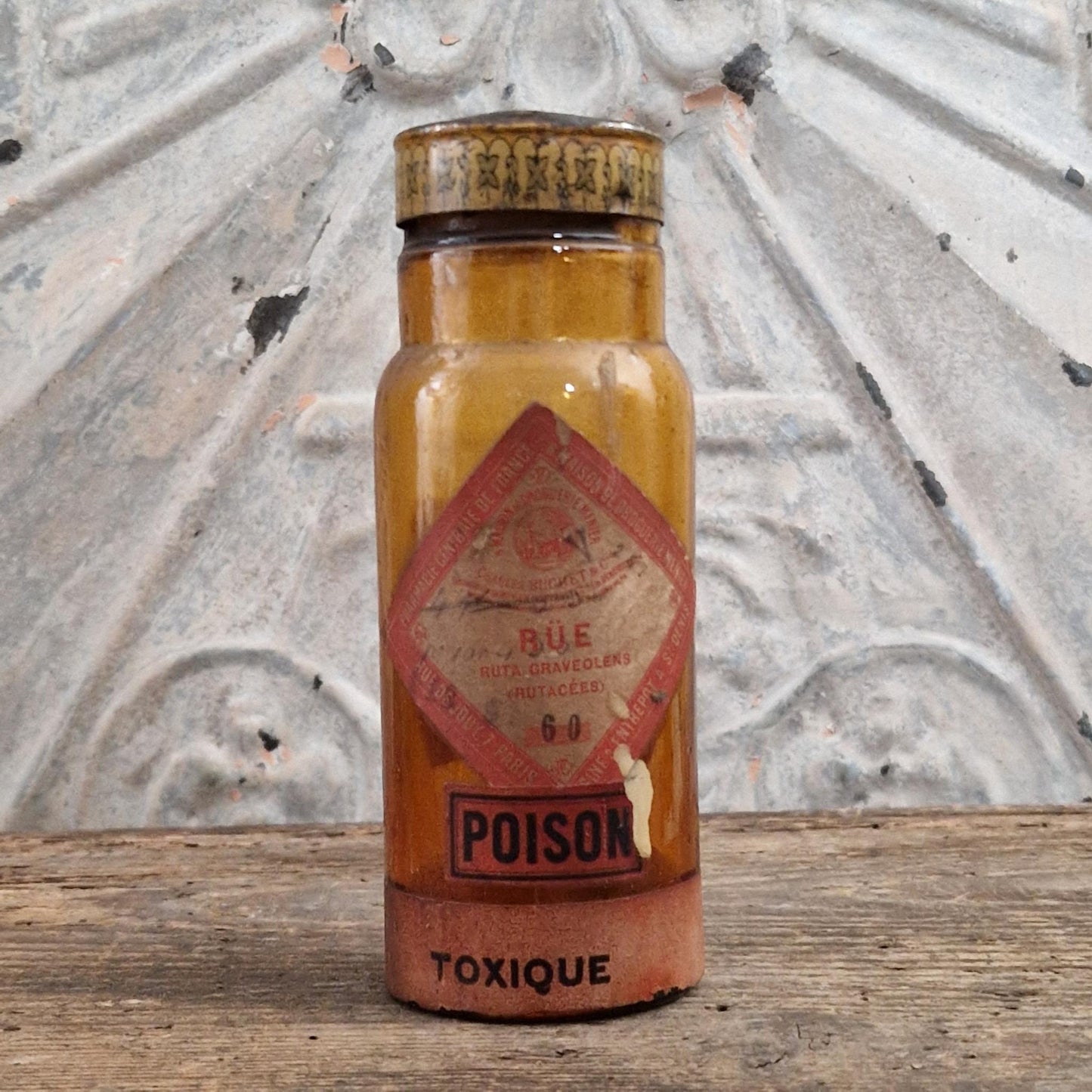 Ancien flacon de pharmacie « Rue (Ruta graveolens) - Poison »