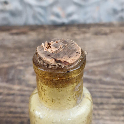 Ancien flacon de pharmacie « Sulfate de Vératrine - Poison »