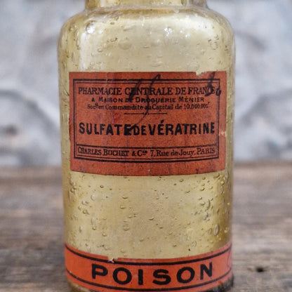 Ancien flacon de pharmacie « Sulfate de Vératrine - Poison »