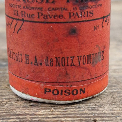 Ancien pot « Extrait de Noix Vomique, Poison »
