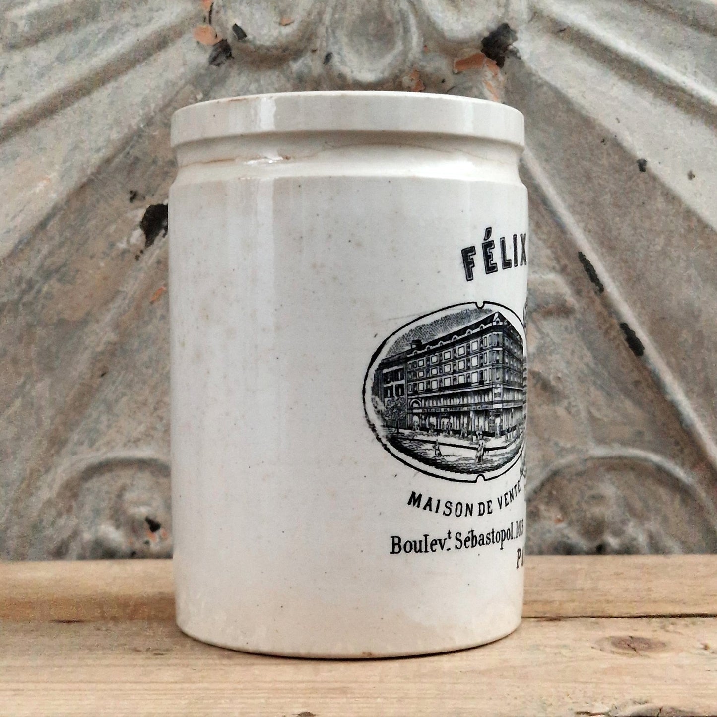 Rare pot Félix Potin Noir et Blanc - vers 1881 / 1883