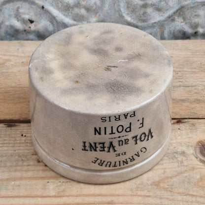 Rare pot en faïence Félix Potin « Vol au Vent »