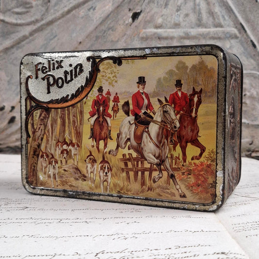 Rare Félix Potin tin box - "Fox Hunting"