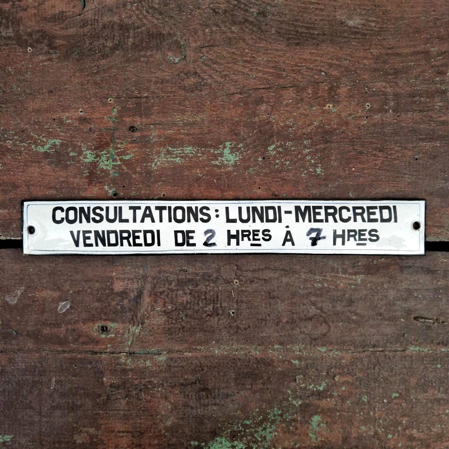 Plaque émaillée « Consultations » - Plaque d’horaires