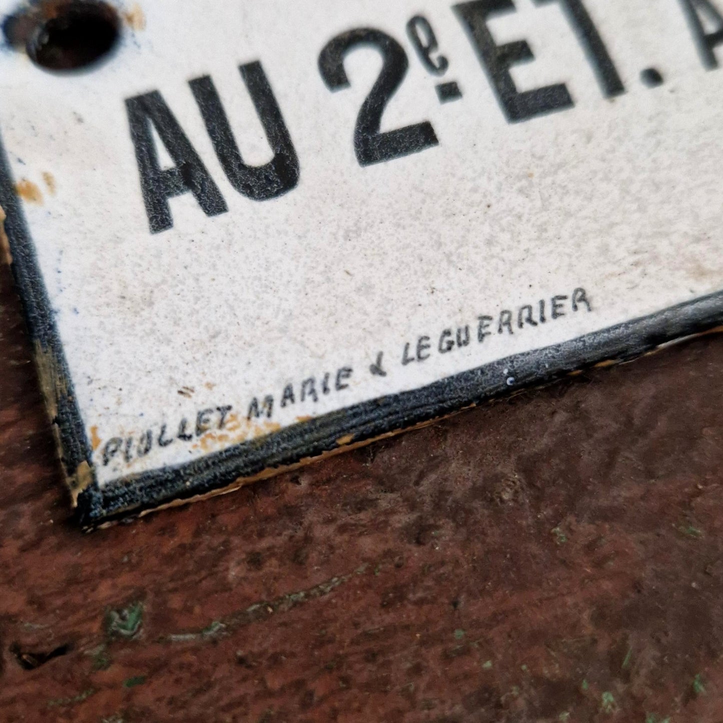 Plaque émaillée « Poste d'eau & W.C » - Paris