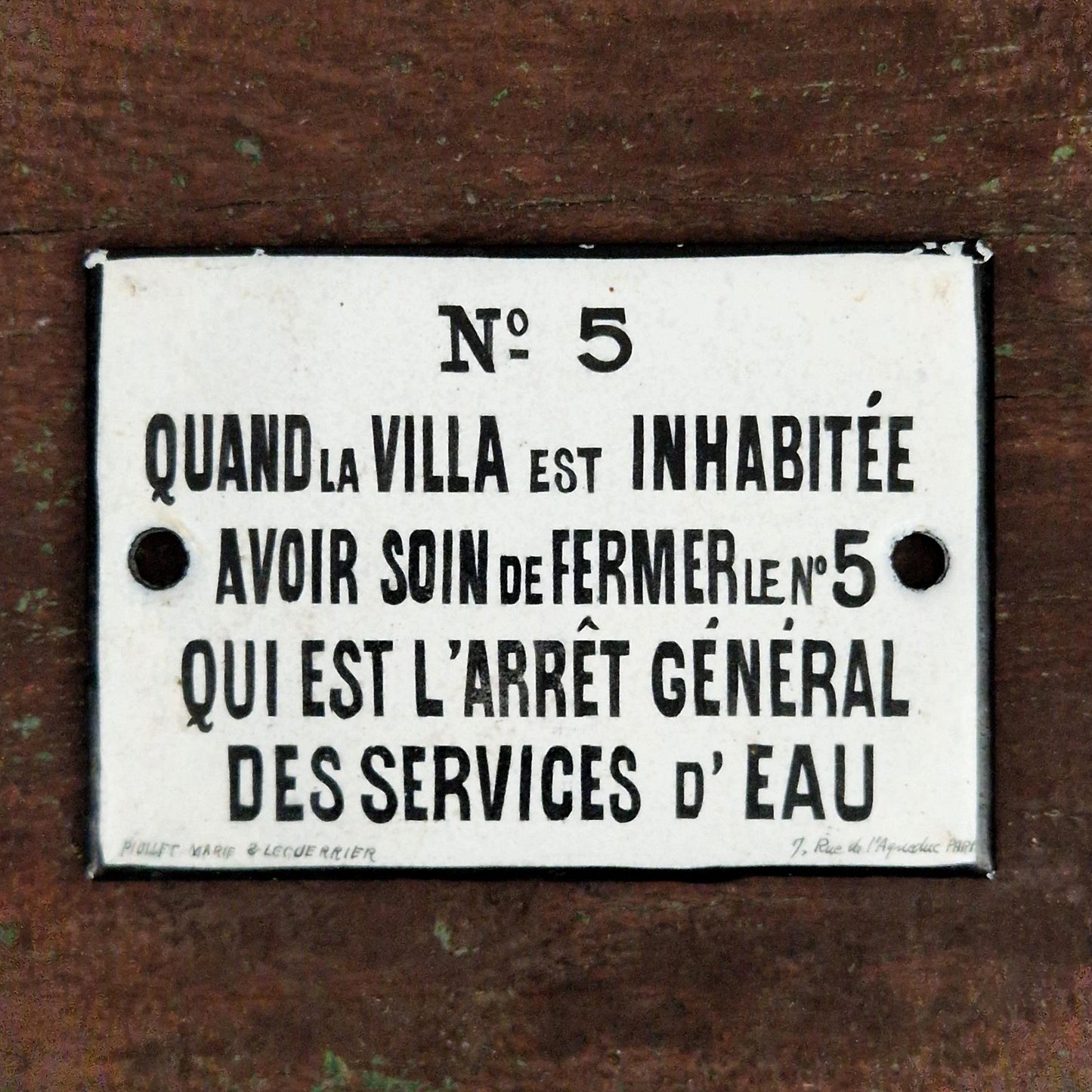 Plaque émaillée « N°5 - Quand la villa est inhabitée... »
