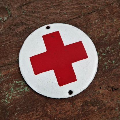 Plaque émaillée ancienne « Croix Rouge »