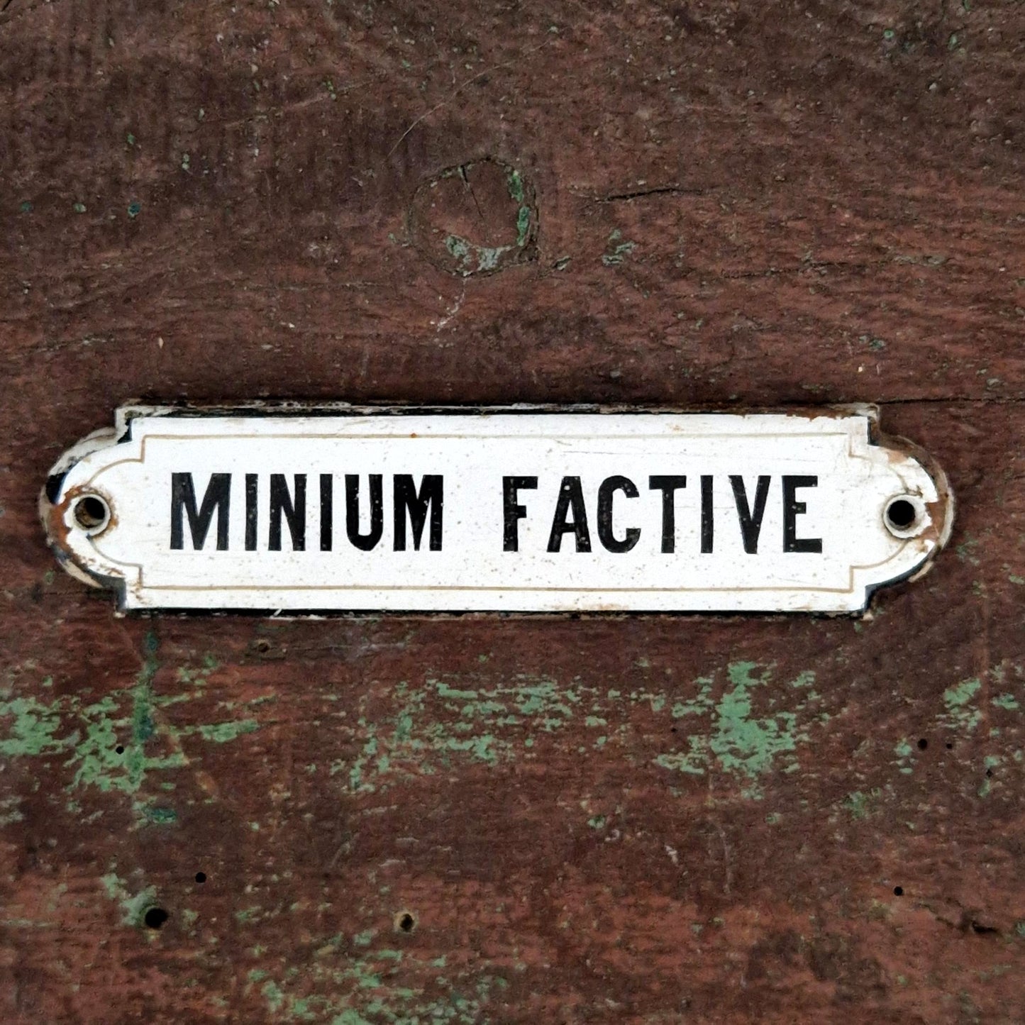 Plaque émaillée « Minium Factive » - France, vers 1900