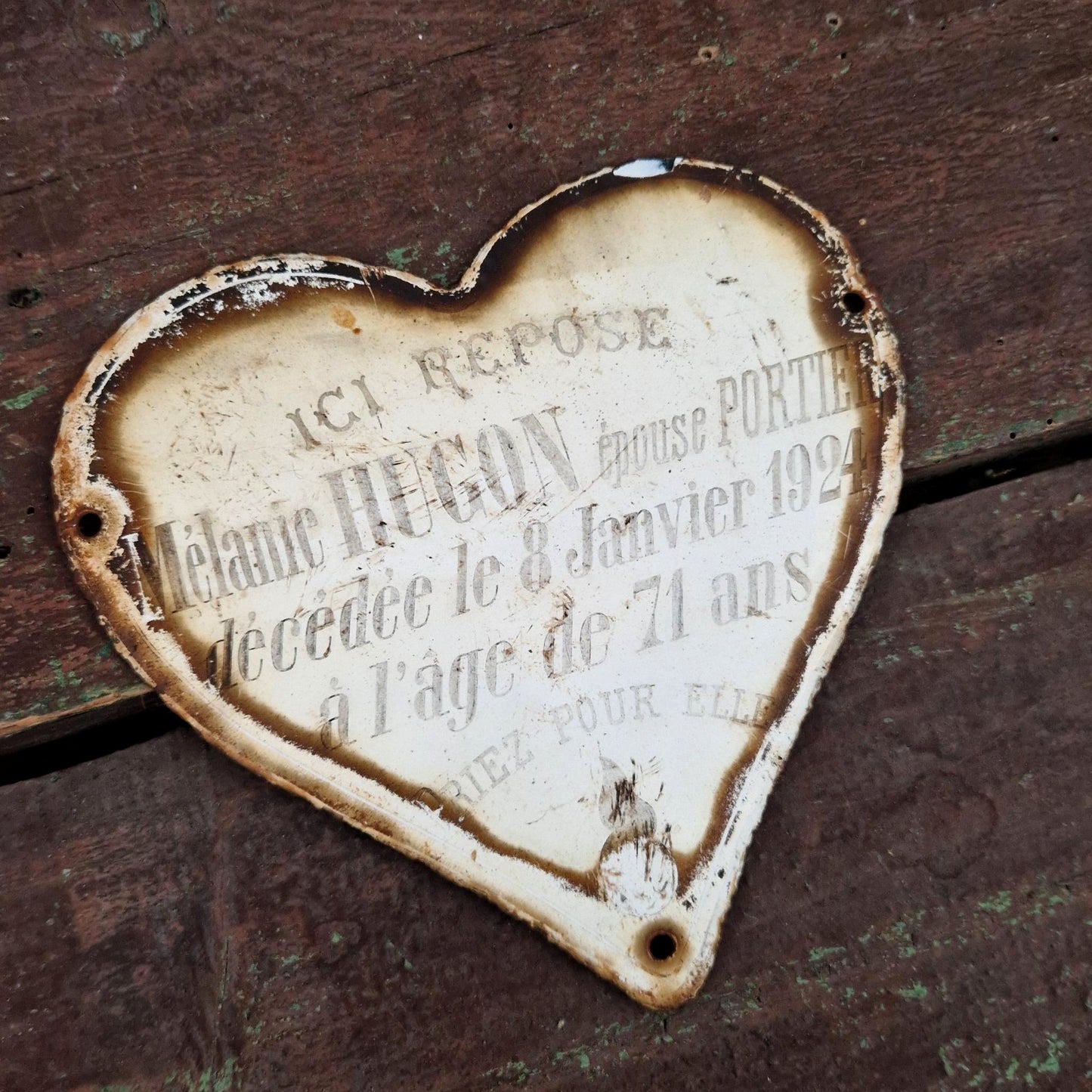 Ancien cœur funéraire en tôle émaillée - env. 16cm