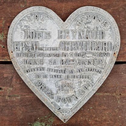 Grand coeur funéraire en métal de 1896 - env 28cm