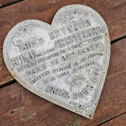 Grand coeur funéraire en métal de 1896 - env 28cm