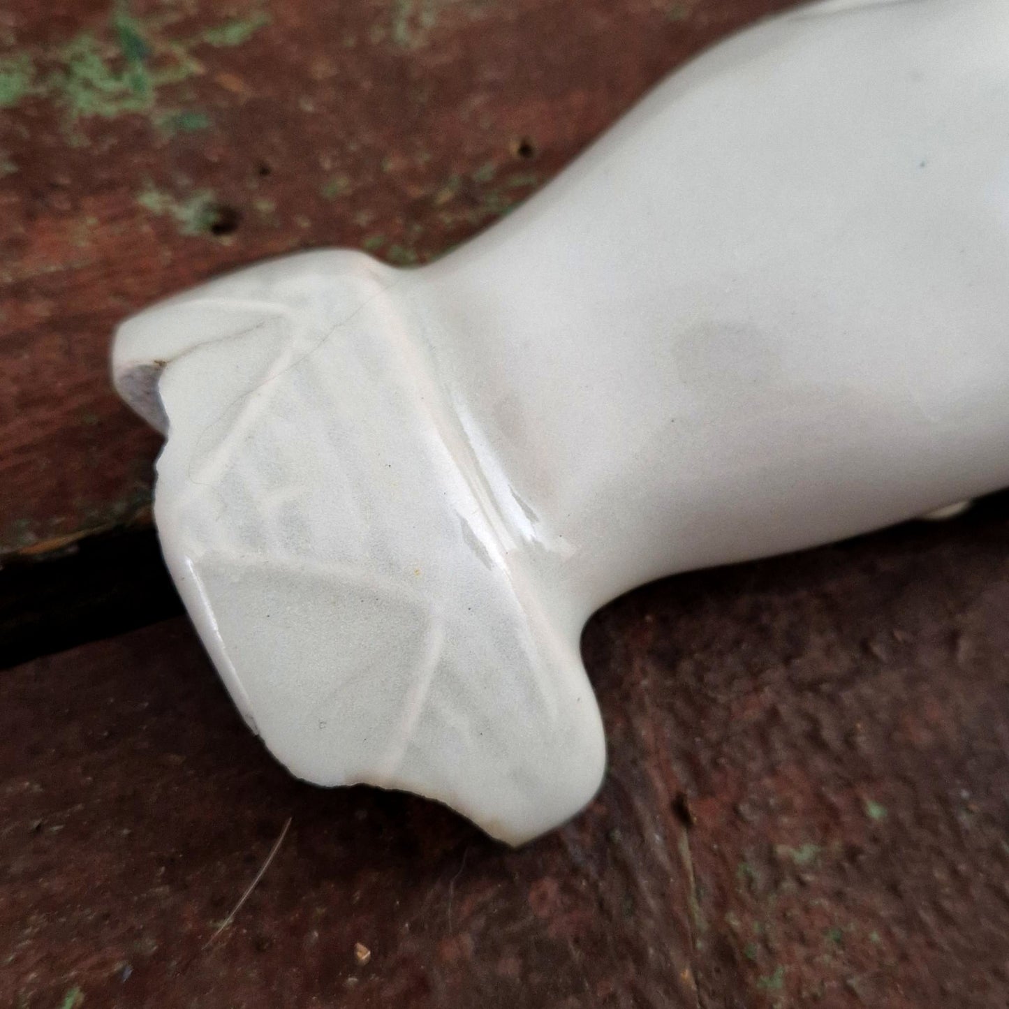 « Poignée de main / Main d’amitié » en porcelaine