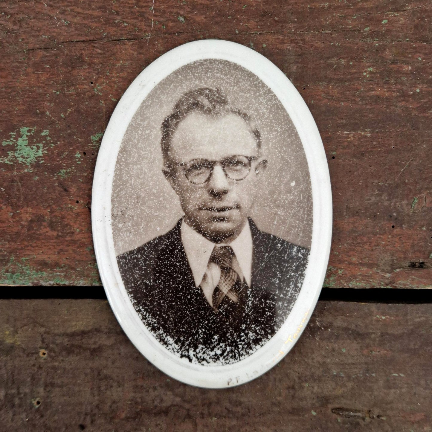 Photocéramique ancienne « Homme aux lunettes »