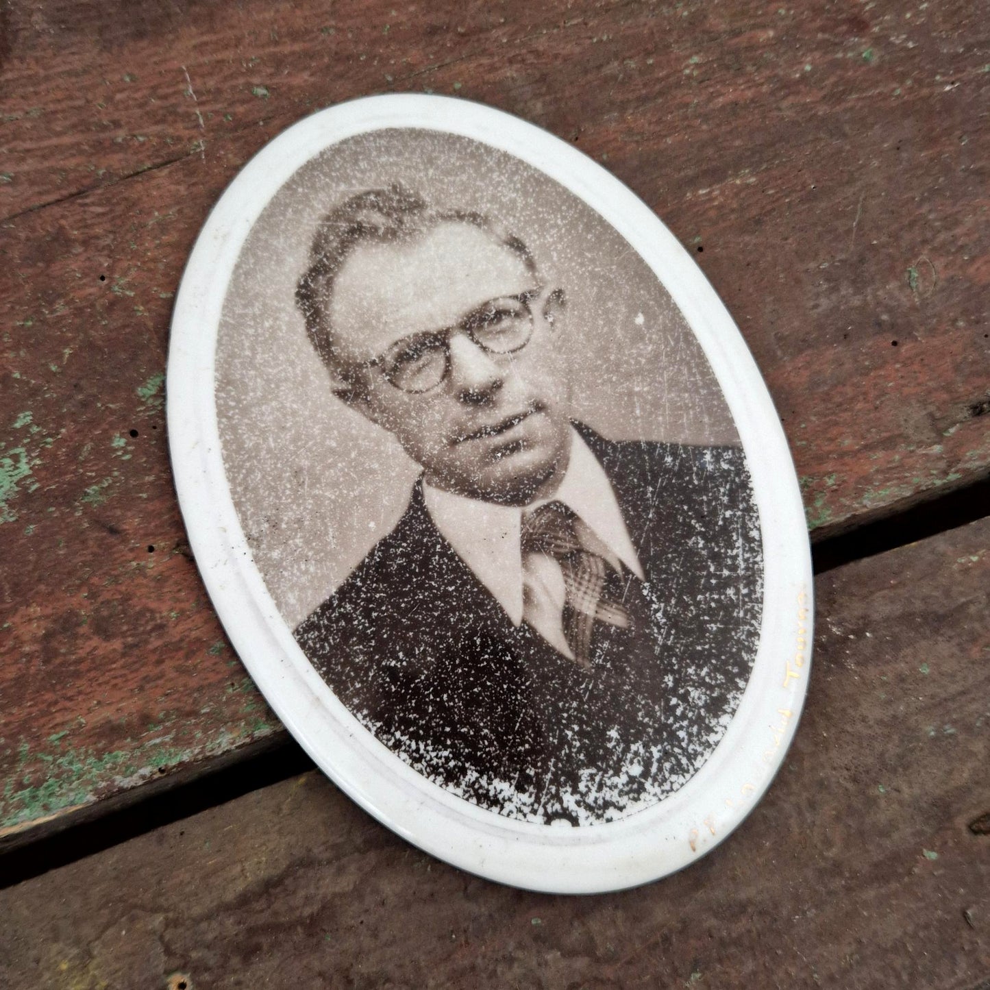 Photocéramique ancienne « Homme aux lunettes »
