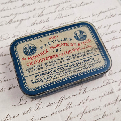 Boîte de pharmacie « Pastilles au chlorhydrate de cocaïne »