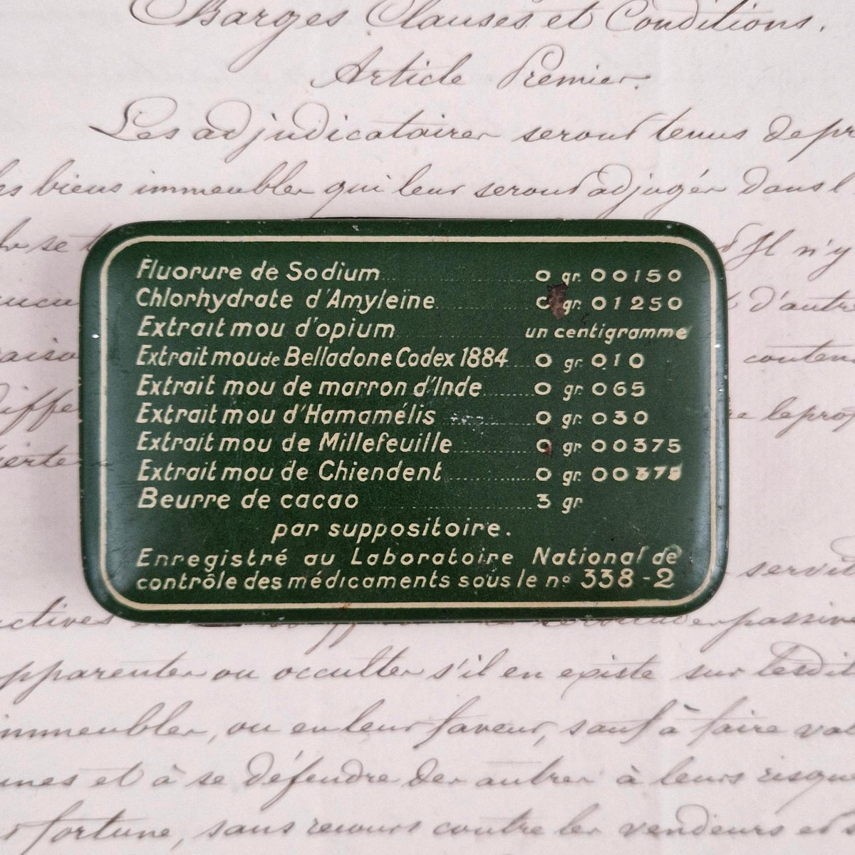 Boîte de suppositoires à l’opium pour « Hémorroïdes »