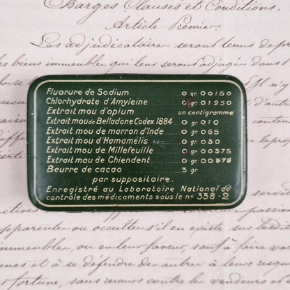 Boîte de suppositoires à l’opium pour « Hémorroïdes »