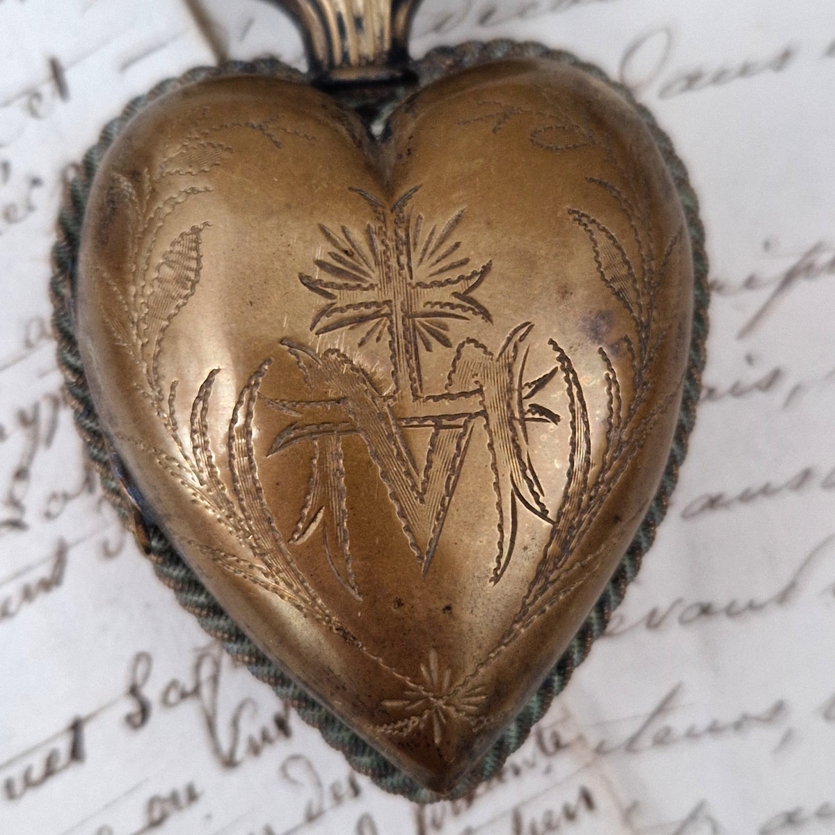 Antique "Sacred Heart" devotional box - 19th century