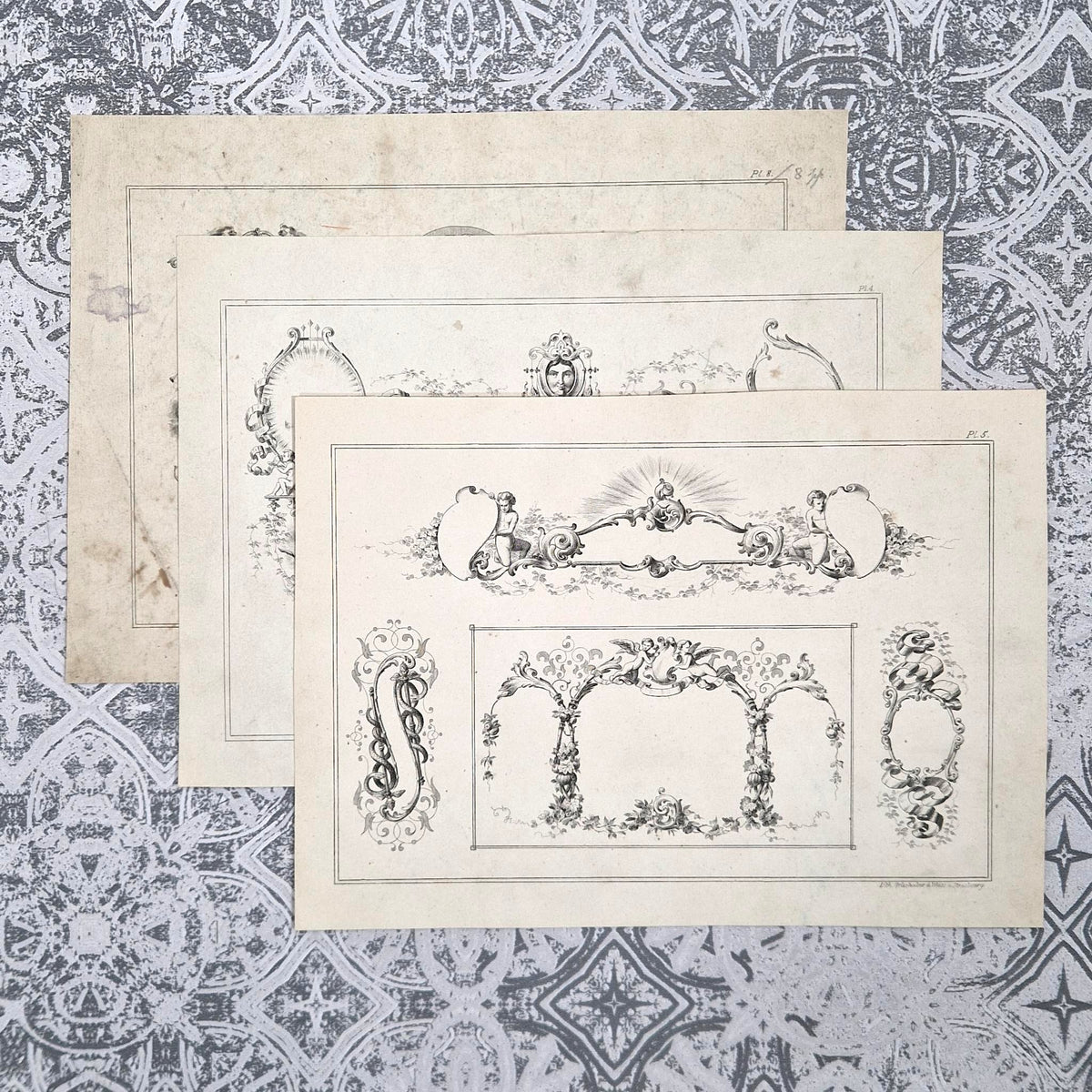 3 lithographies de modèles « Putti et cartouches » - XIXe