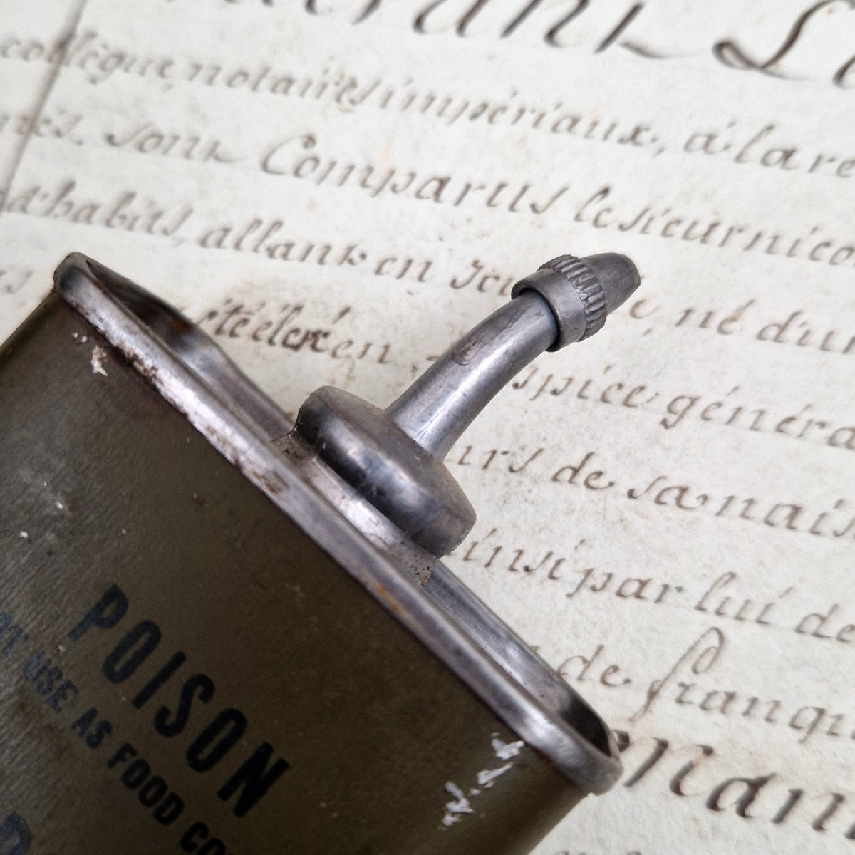 Vintage American military oil can "POISON"