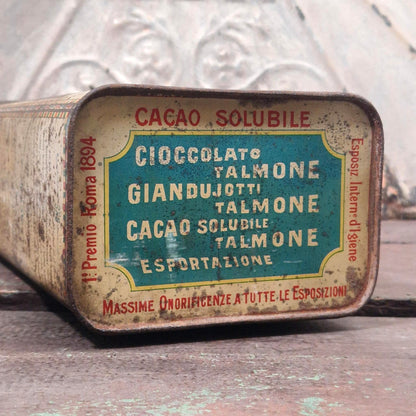 Ancienne boîte « Cioccolato delle Piramidi / Cacoa Talmone »