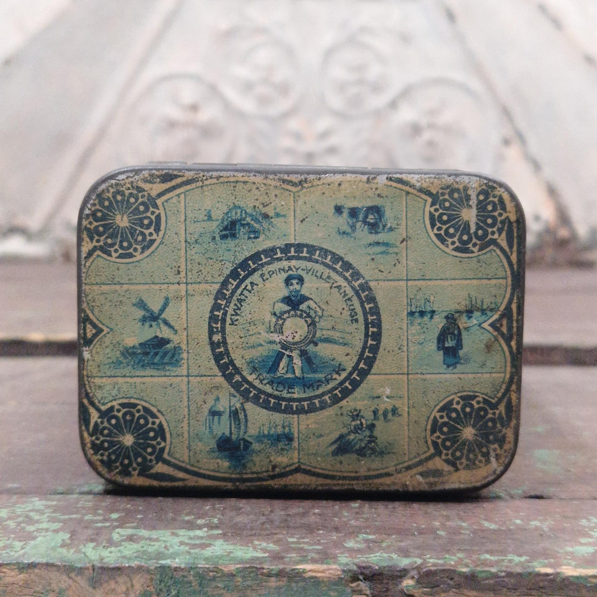 Ancienne boîte de cacao « Kwatta » - décor hollandais