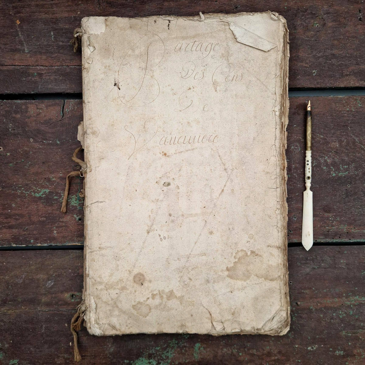 Ancien livre terrier manuscrit - Auvergne, vers 1652 - 245 pages