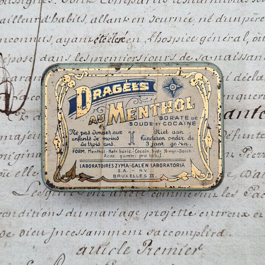 Ancienne boîte de dragées « Au Menthol / Cocaïne »