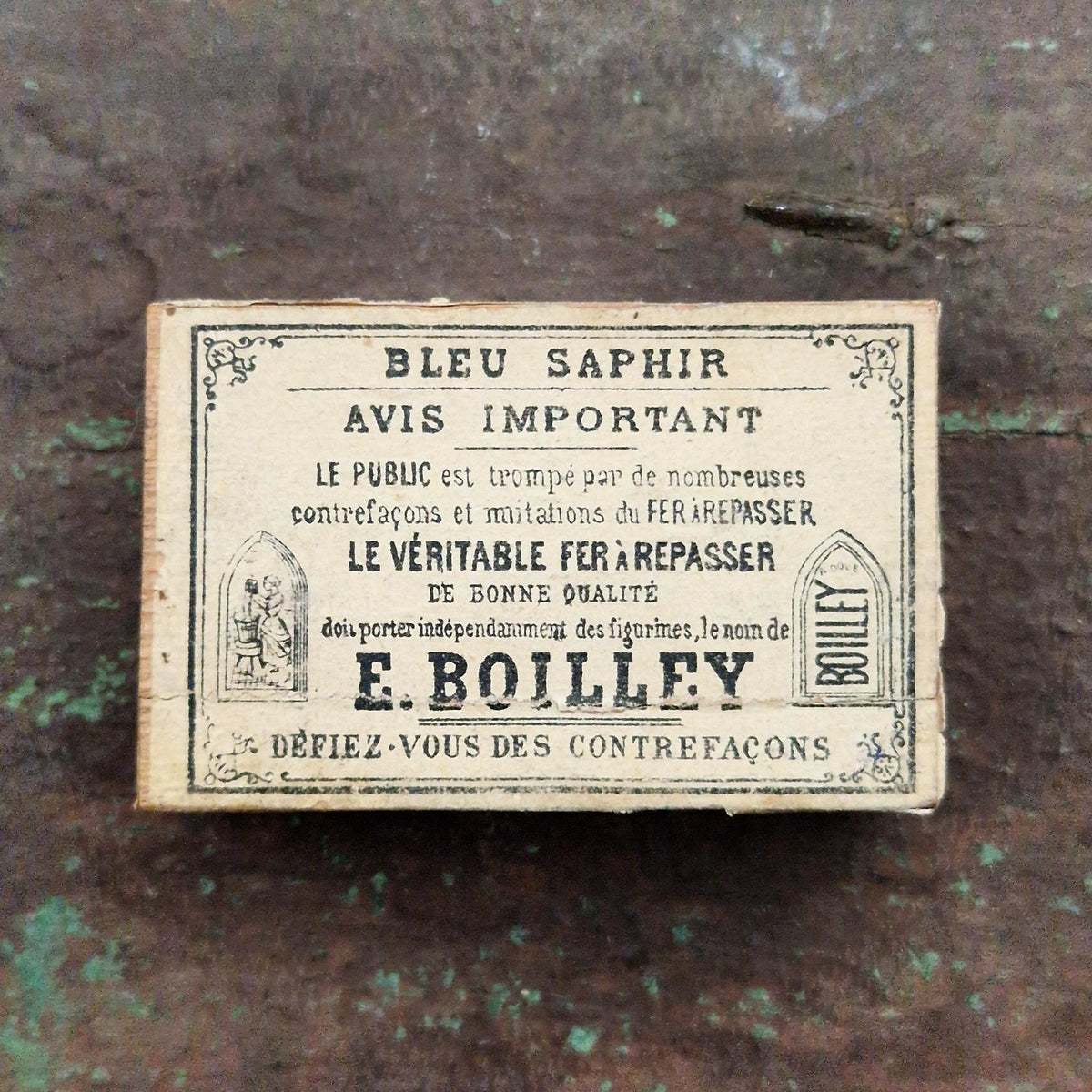 Boîte Bleu Saphir « À la Couleuse » - E. Boilley, Dole - Vers 1890