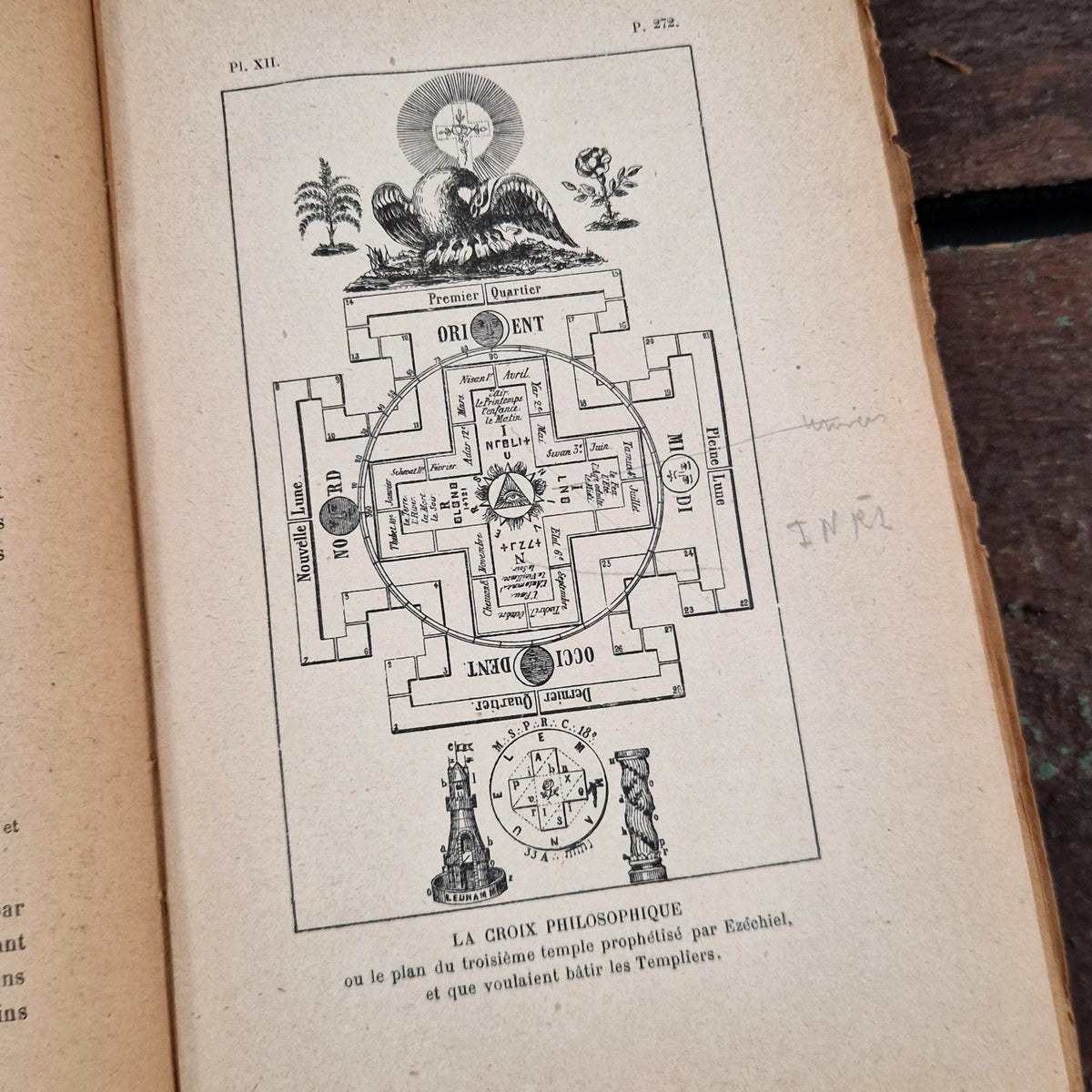 Ancien livre « Histoire de la Magie » - Éliphas Lévi - 1922